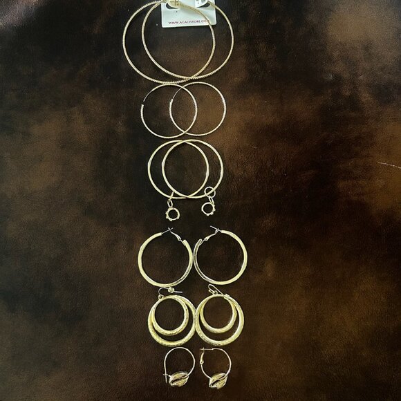 6 Pairs of Stylish Fashion & Designer Hoops - Picture 1 of 12
